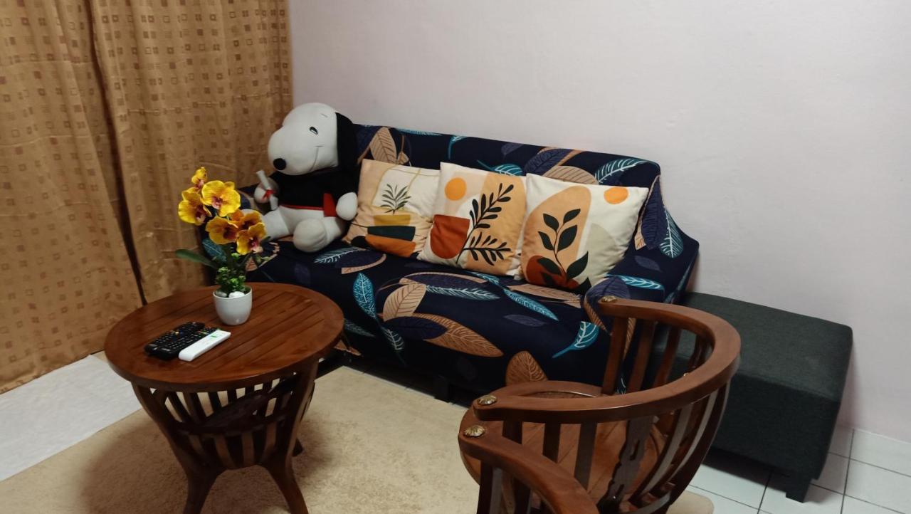 Snoopy Homestay Two Bedroom バトゥー・パハト エクステリア 写真